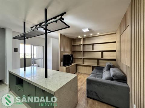Apartamento para locacao no Zona 07 em Maringa com 105,57m² por R$ 2.750,00