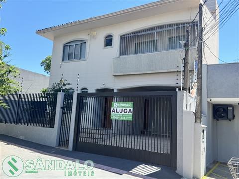 Sobrado para locacao no Zona 05 em Maringa com 0m² por R$ 5.390,00