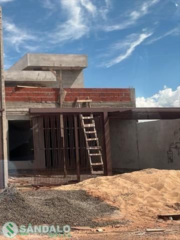 Casa para venda no Parque Residencial Aeroporto em Maringa com 200m² por R$ 480.000,00