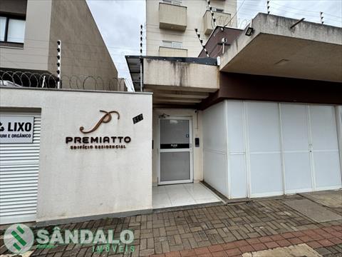 Apartamento para locacao no Zona 05 em Maringa com 148,33m² por R$ 2.090,00