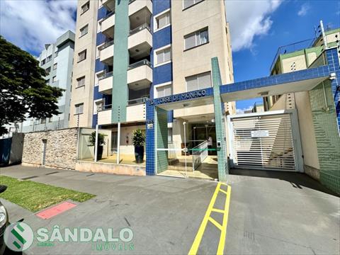 Apartamento para locacao no Vila Marumby em Maringa com 102,93m² por R$ 2.640,00