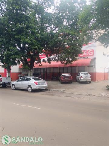 Barracão para venda no Zona 03 em Maringa com 2.000m² por R$ 9.000.000,00