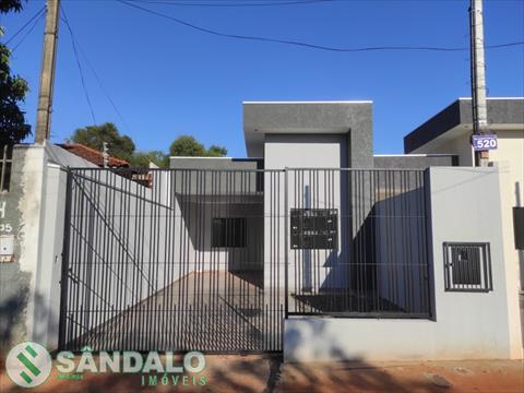 Casa para venda no Loteamento Madrid em Maringa com 150m² por R$ 370.000,00