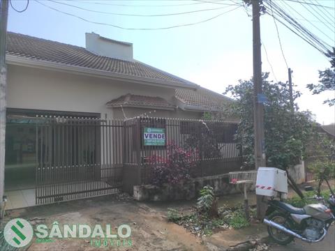 Casa para venda no Conjunto Joao de Barro Cidade Canca em Maringa com 241,49m² por R$ 485.000,00