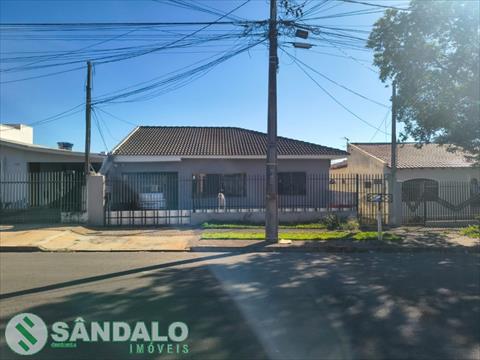 Casa para venda no Parque das Bandeiras em Maringa com 360m² por R$ 420.000,00