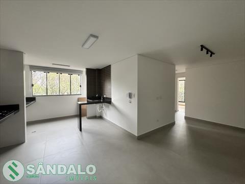 Apartamento para locacao no Zona 07 em Maringa com 0m² por R$ 3.520,00