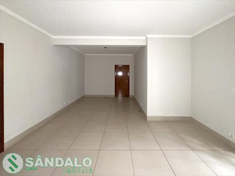 Apartamento para locacao no Jardim Tabaete em Maringa com 125m² por R$ 3.520,00