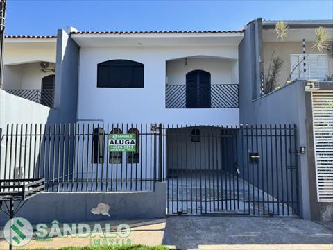 Sobrado para locacao no Zona 08 em Maringa com 0m² por R$ 2.750,00