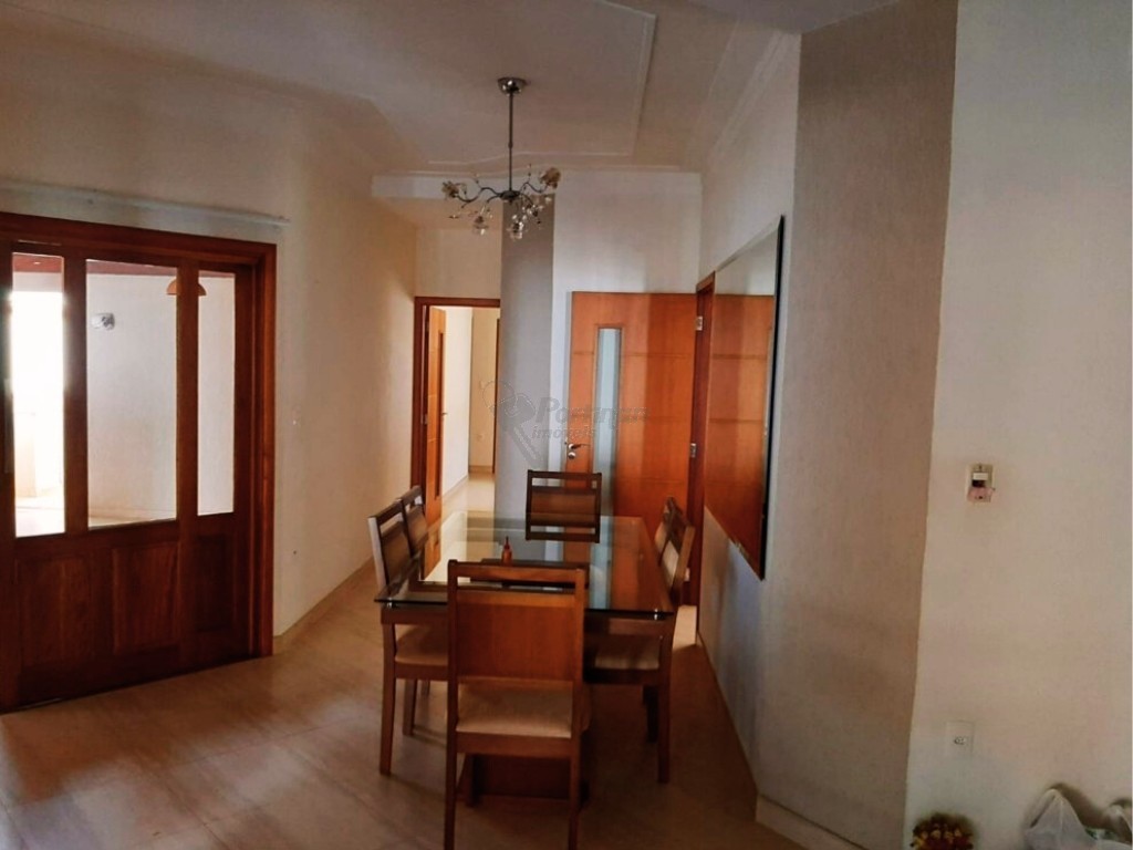 Casa em Condomínio para venda no Parque Residencial Roland em Limeira com 200,47m²