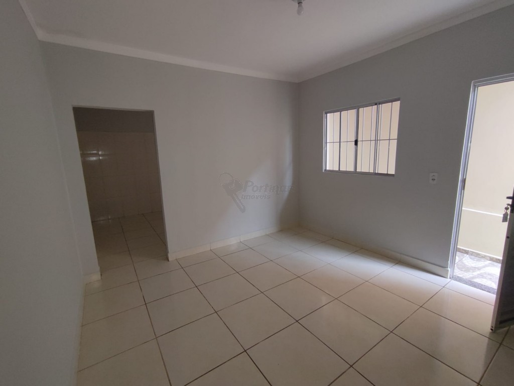 Casa Residencial para locacao no Vila Camargo em Limeira com 150m² por R$ 1.800,00