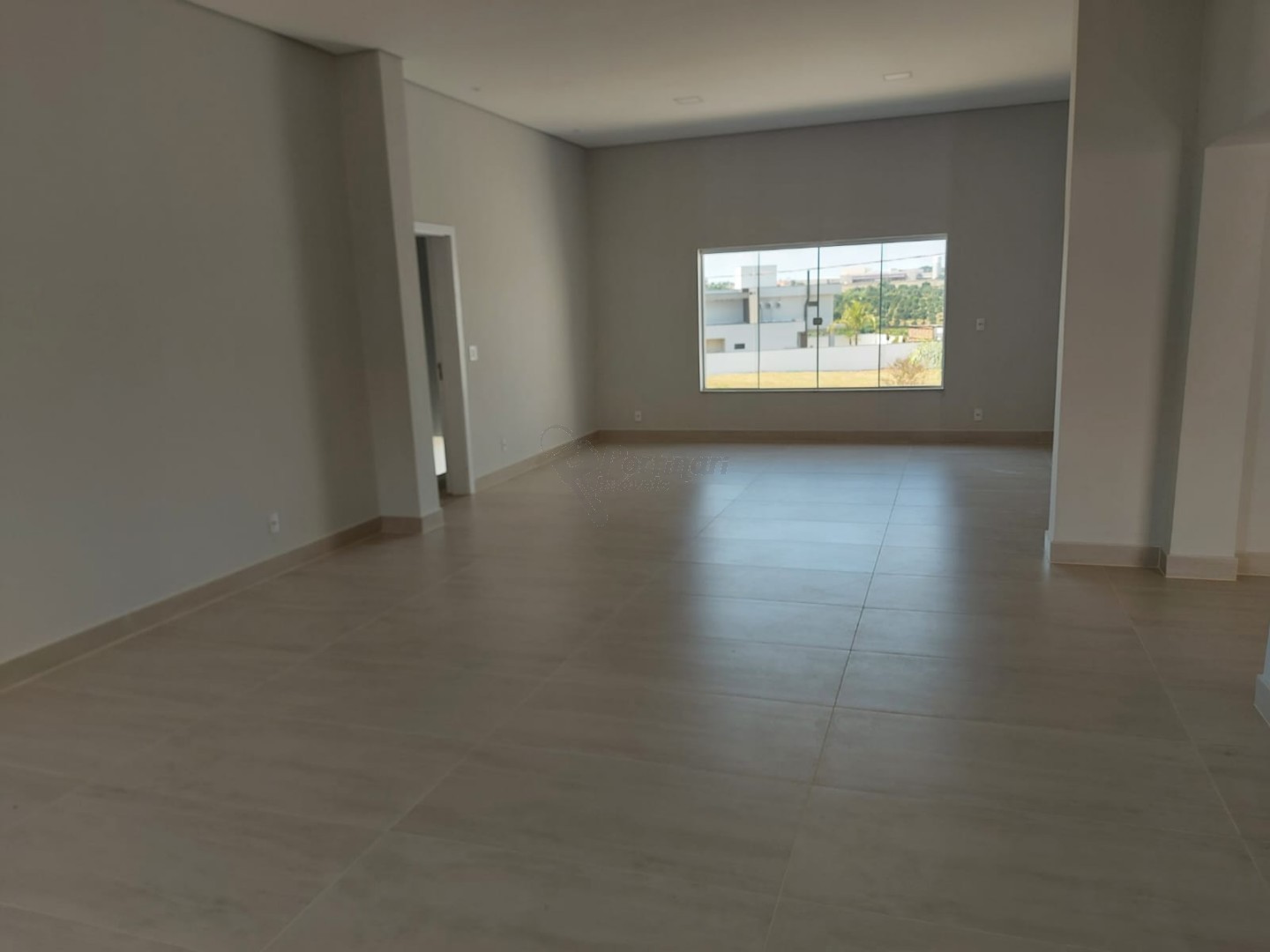 Casa em Condomínio para venda no Residencial Florisa em Limeira com 1.402m²