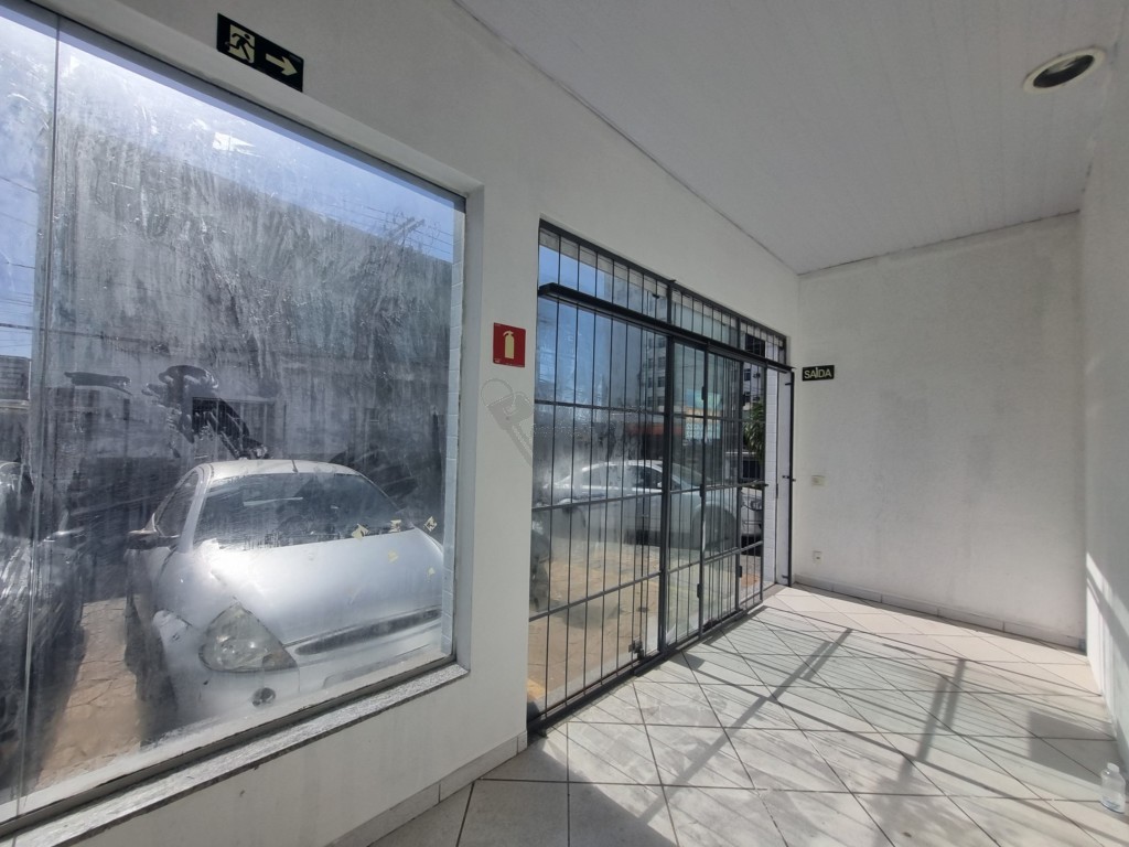 Loja para locacao no Centro em Limeira com 386m²