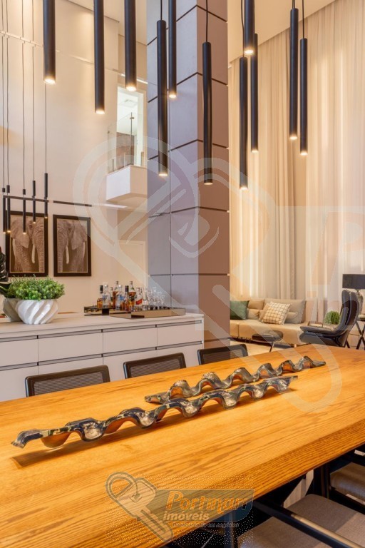 Casa em Condomínio para venda no Residencial Ilha de Bali em Limeira com 589m²