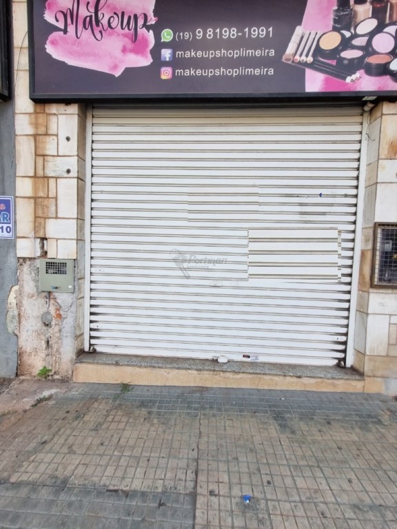 Salão para locacao no Centro em Limeira com 30m²