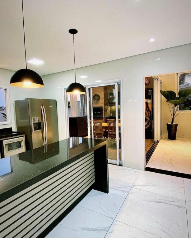 Casa em Condomínio para venda no Jardim Florenca em Limeira com 249m²