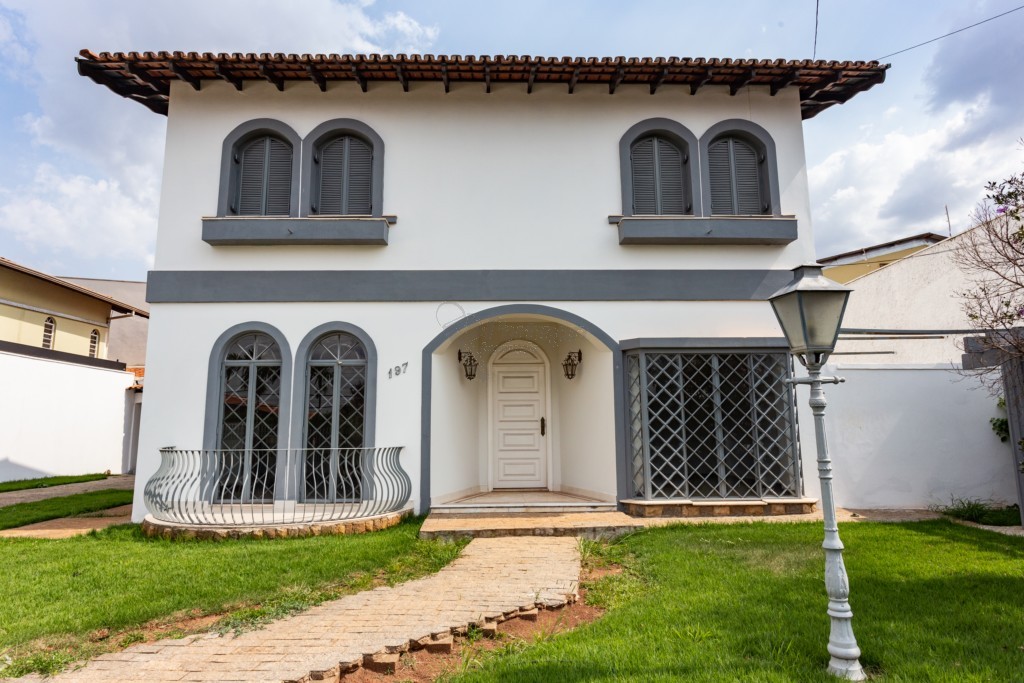 Casa Comercial para locacao no Vila Paraiso em Limeira com 392m²