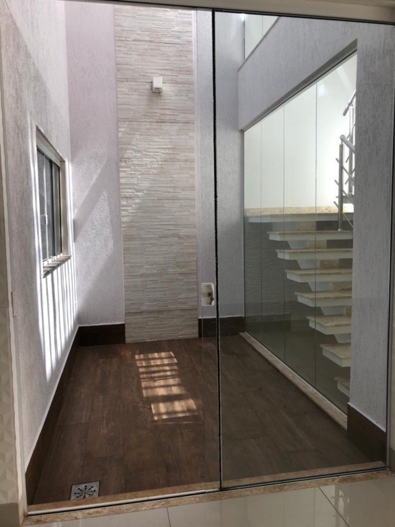 Casa em Condomínio para locacao no Parque Residencial Roland em Limeira com 0m²