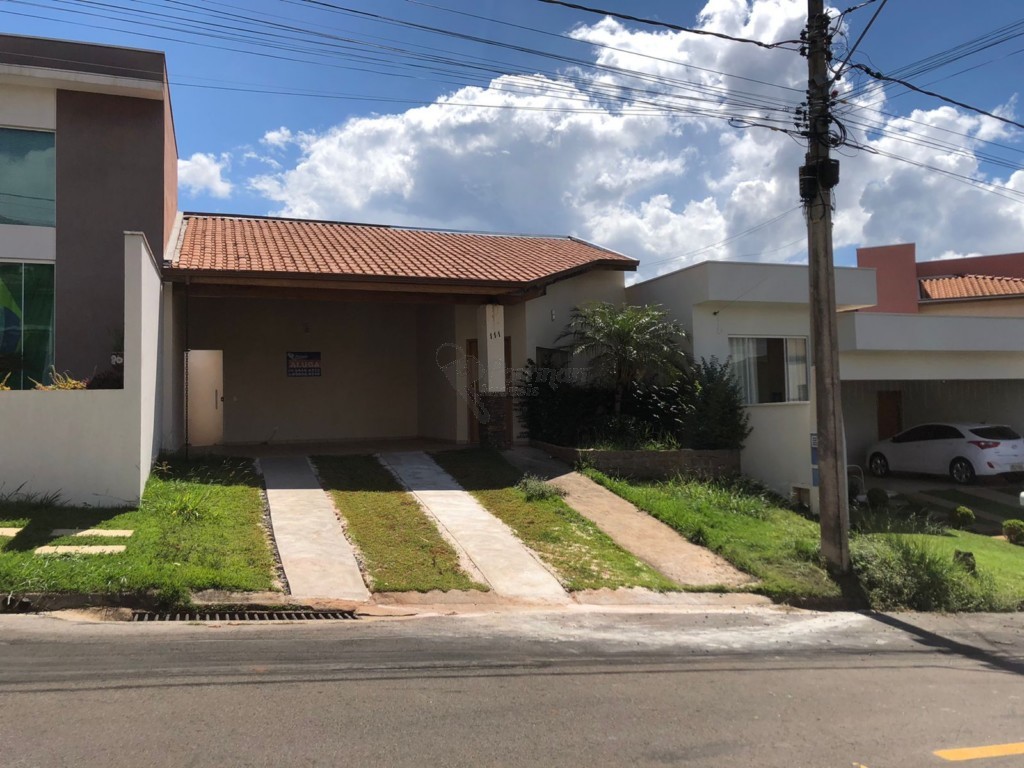 Casa em Condomínio para venda no Jardim Porto Real em Limeira com 260m²