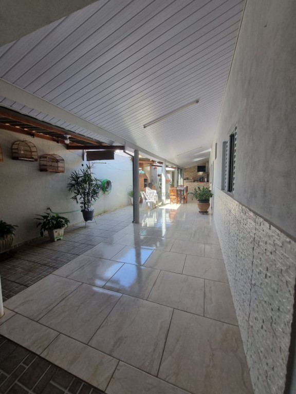 Casa Residencial para venda no Jardim Santa Adelia em Limeira com 174m²