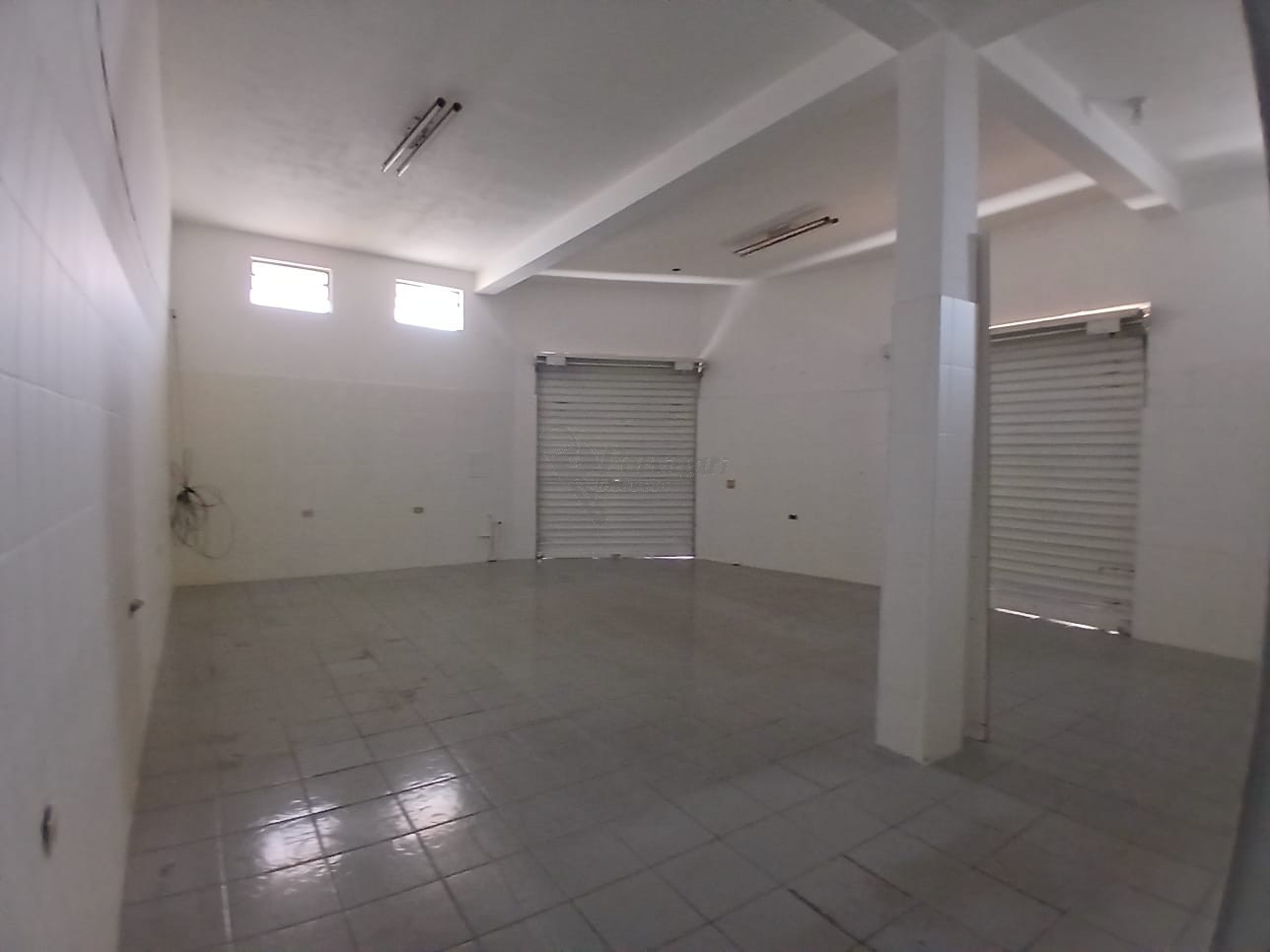 Salão para locacao no Jardim Residencial Santina Paroli P em Limeira com 70m²