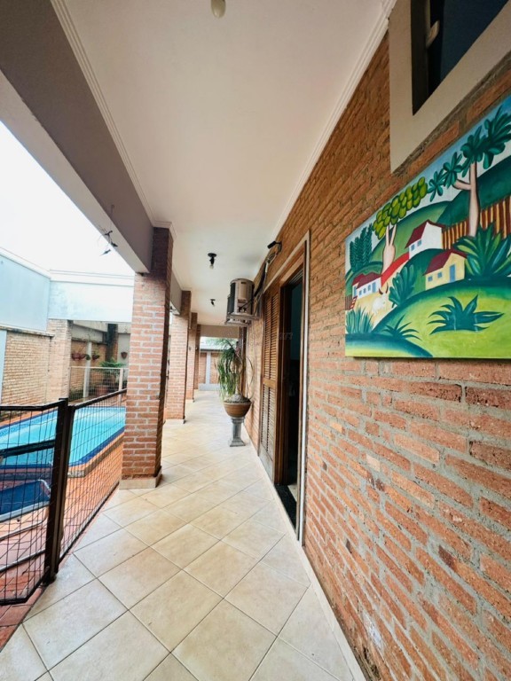 Casa em Condomínio para venda no Parque Residencial Roland em Limeira com 183m²