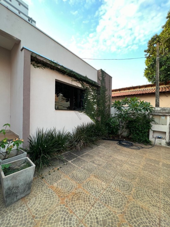 Casa Comercial para locacao no Vila Anita em Limeira com 260m²