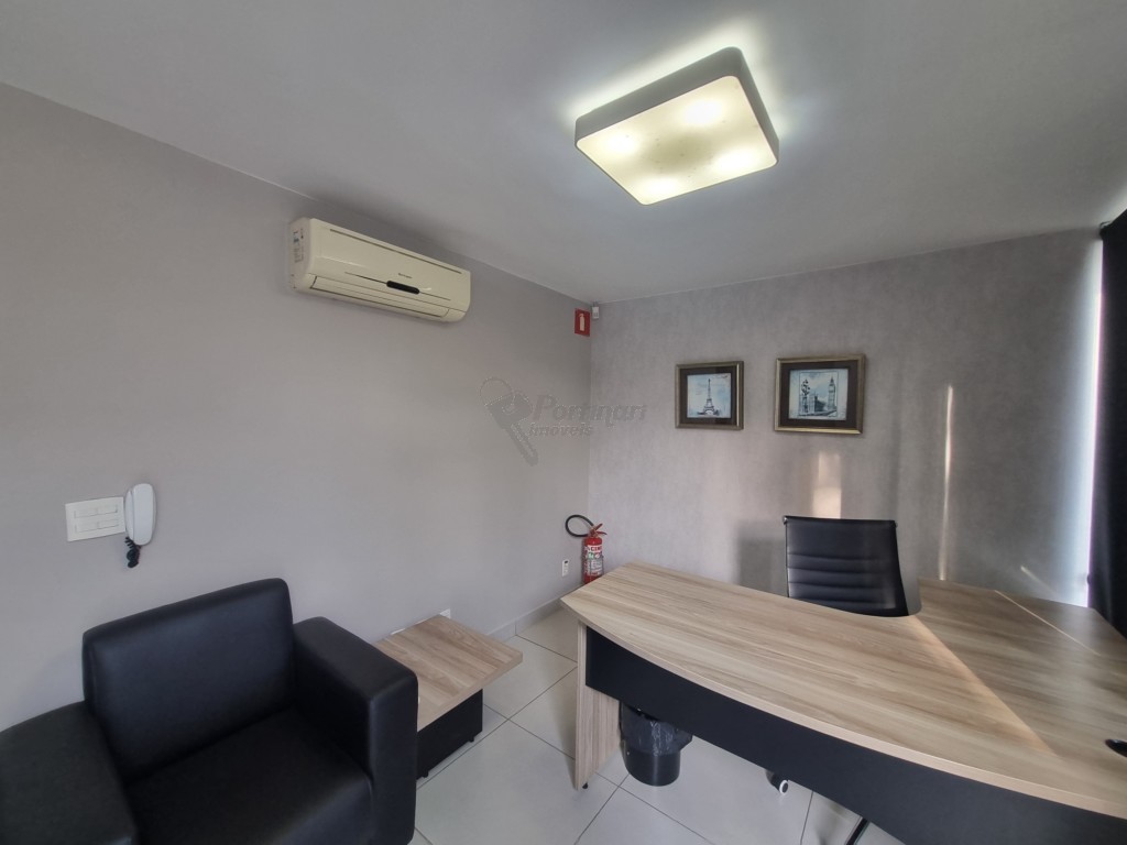 Casa Comercial para locacao no Vila Cidade Jardim em Limeira com 190m²