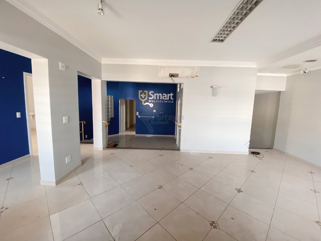 Casa Comercial para locacao no Vila Sao Joao em Limeira com 0m²