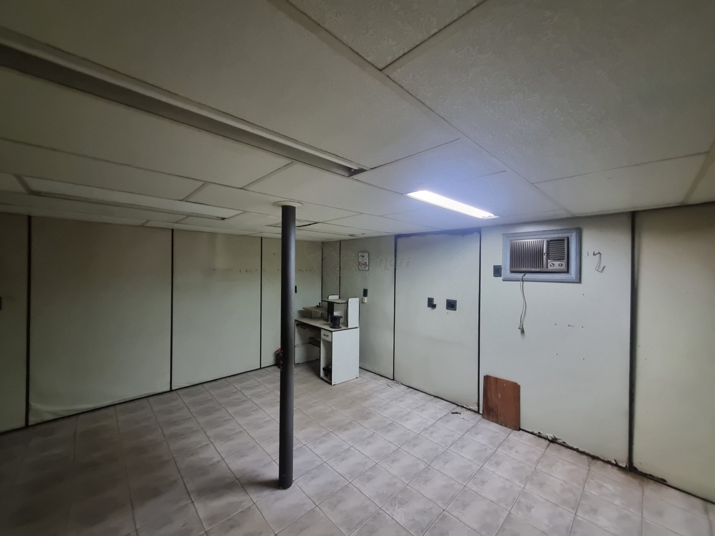 Casa Comercial para locacao no Centro em Limeira com 60m²