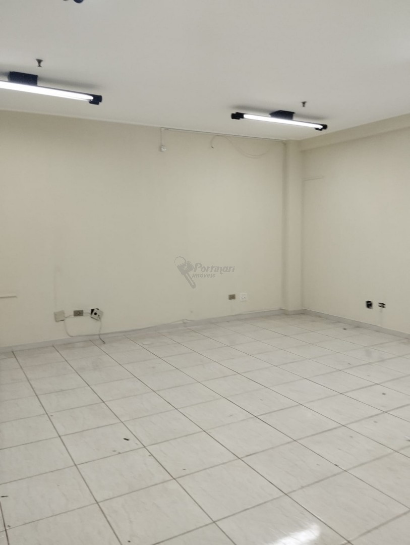 Cjto Comercial_sala para locacao no Centro em Limeira com 122m²