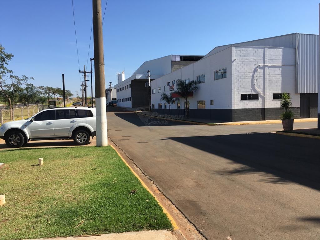 Barracão_galpão para locacao no Area Rural de Limeira em Limeira com 1.850m²