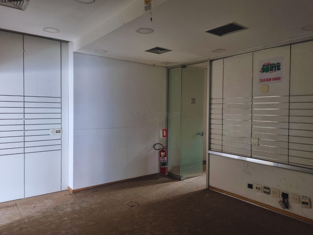 Loja para locacao no Centro em Limeira com 82,44m²