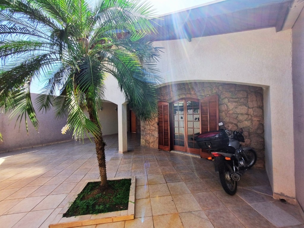 Casa Residencial para venda no Jardim Nova Europa em Limeira com 250m² por R$ 650.000,00