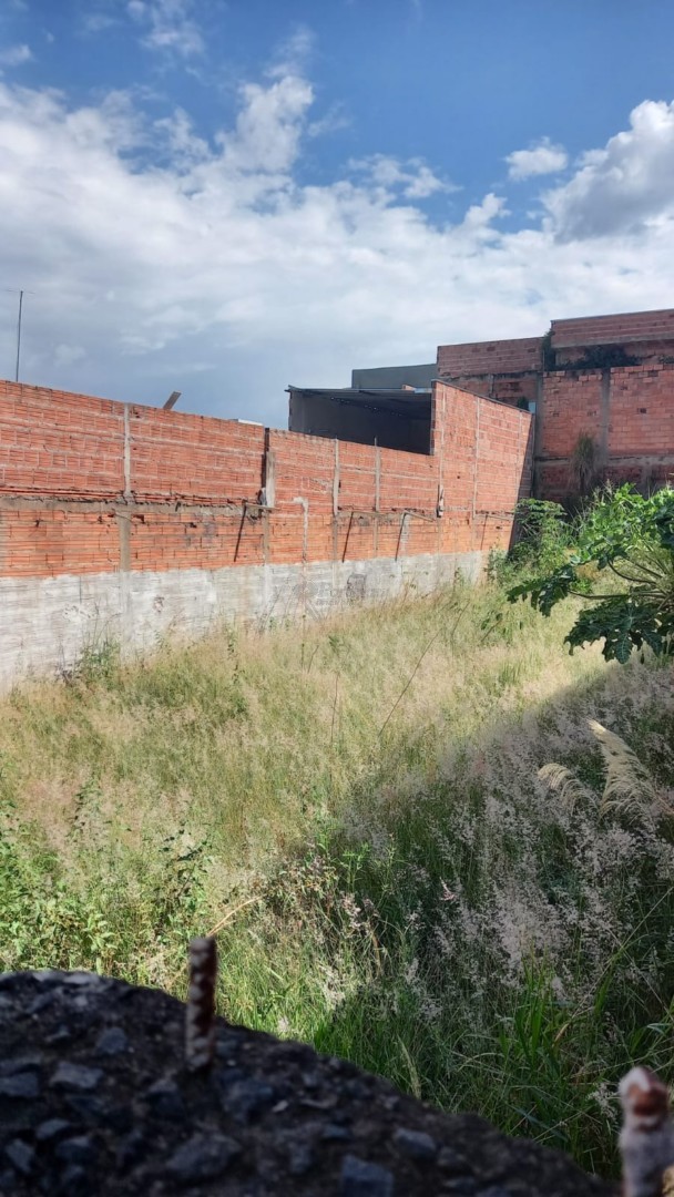 Terreno para venda no Jardim Jequitibas em Limeira com 200m²