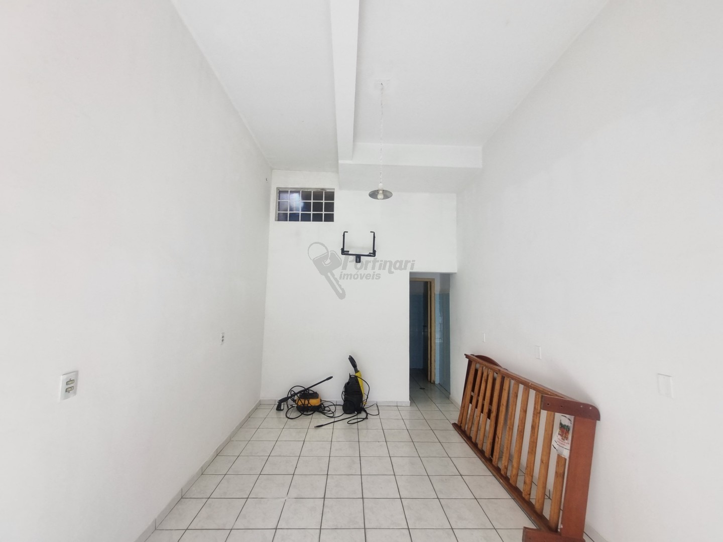 Salão para locacao no Vila Camargo em Limeira com 15m² por R$ 950,00