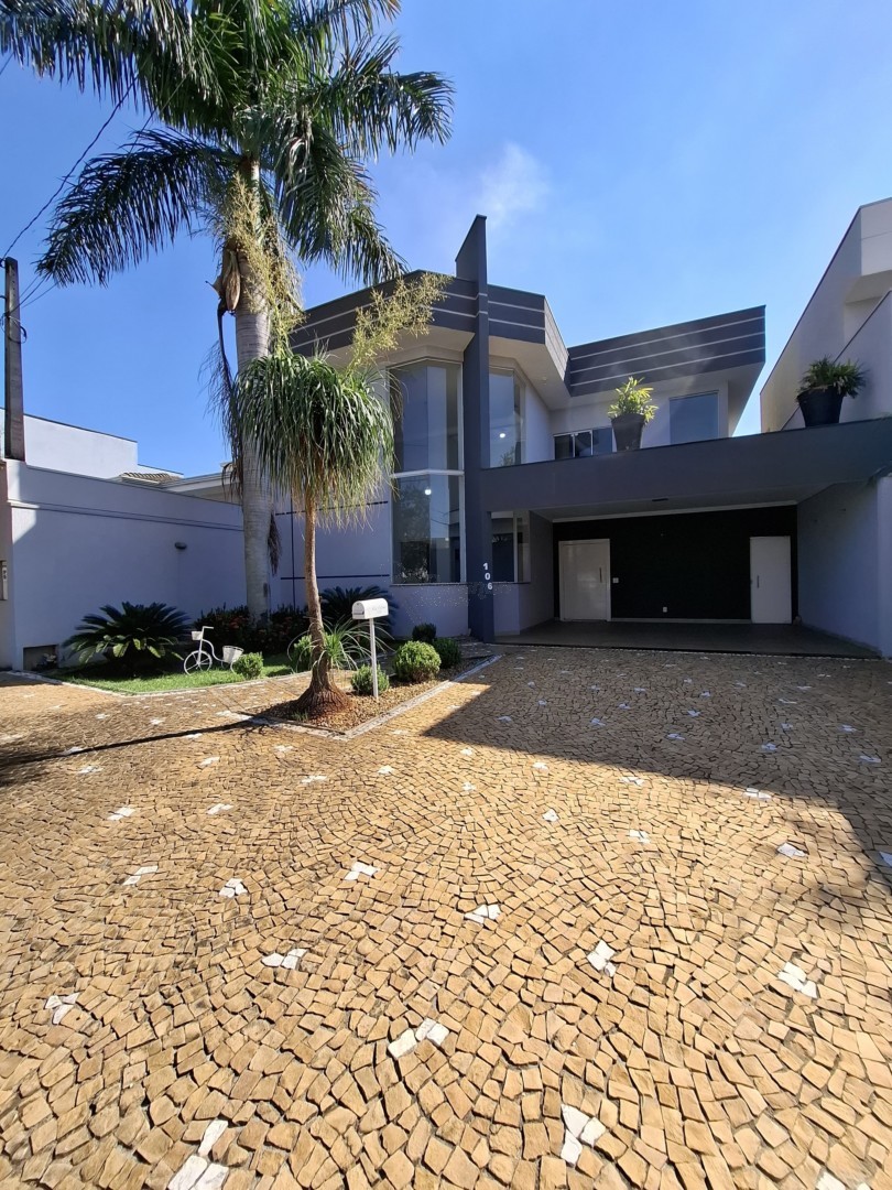 Casa em Condomínio para locacao no Parque Residencial Roland em Limeira com 250m²