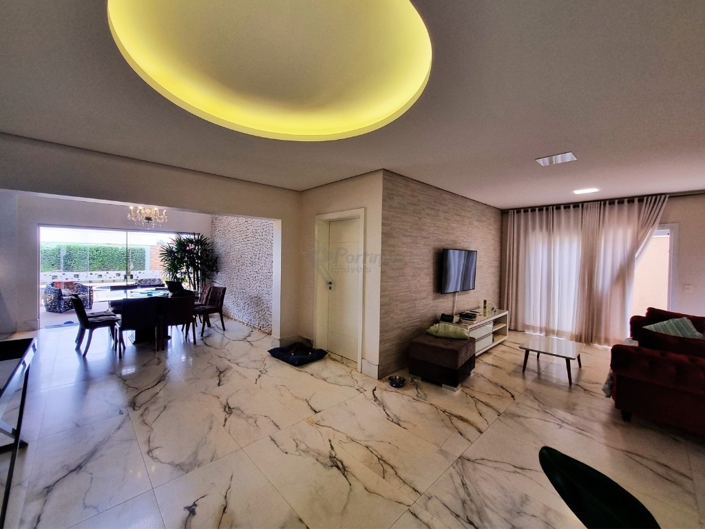 Casa em Condomínio para locacao no Residencial Ilha de Bali em Limeira com 578m²