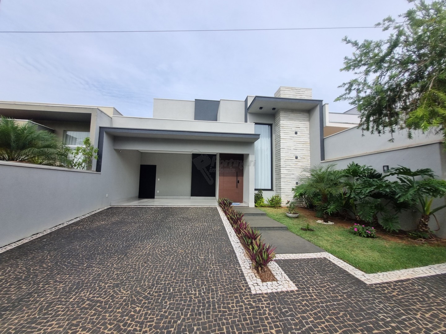 Casa em Condomínio para locacao no Terras de Sao Bento I em Limeira com 250m²