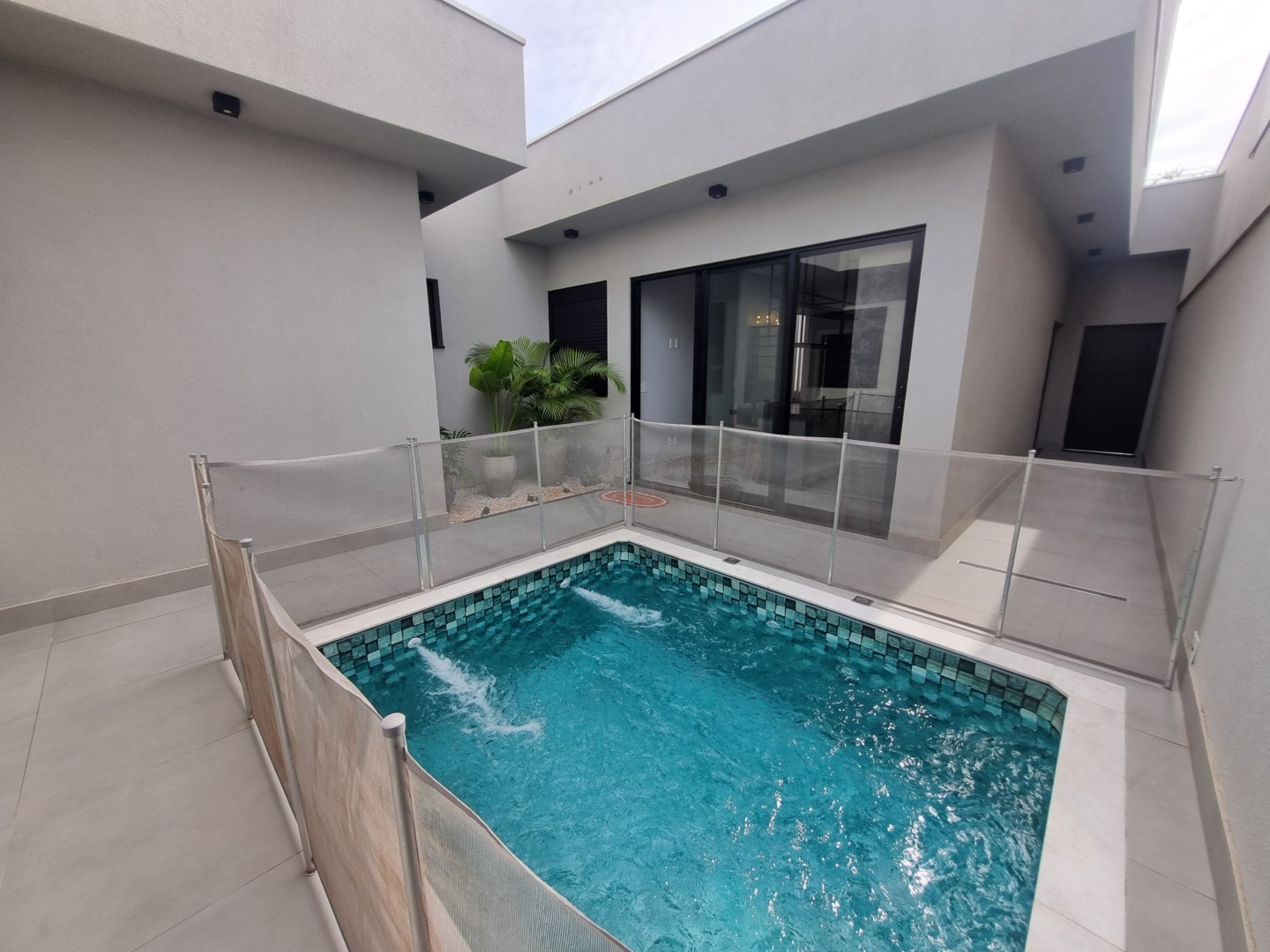 Casa em Condomínio para locacao no Terras de Sao Bento I em Limeira com 250m²