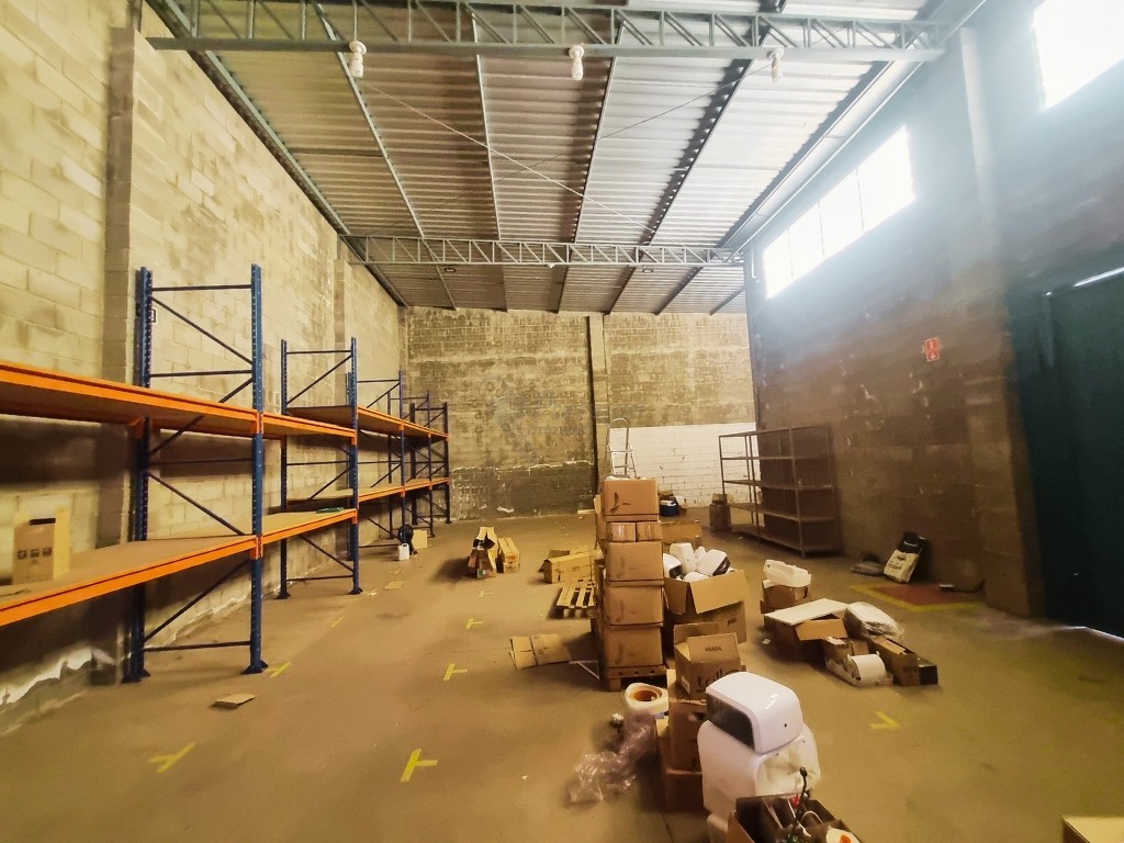 Barracão_galpão para vendalocacaovenda e locacao no Jardim Residencial Campo Novo em Limeira com 356,11m²