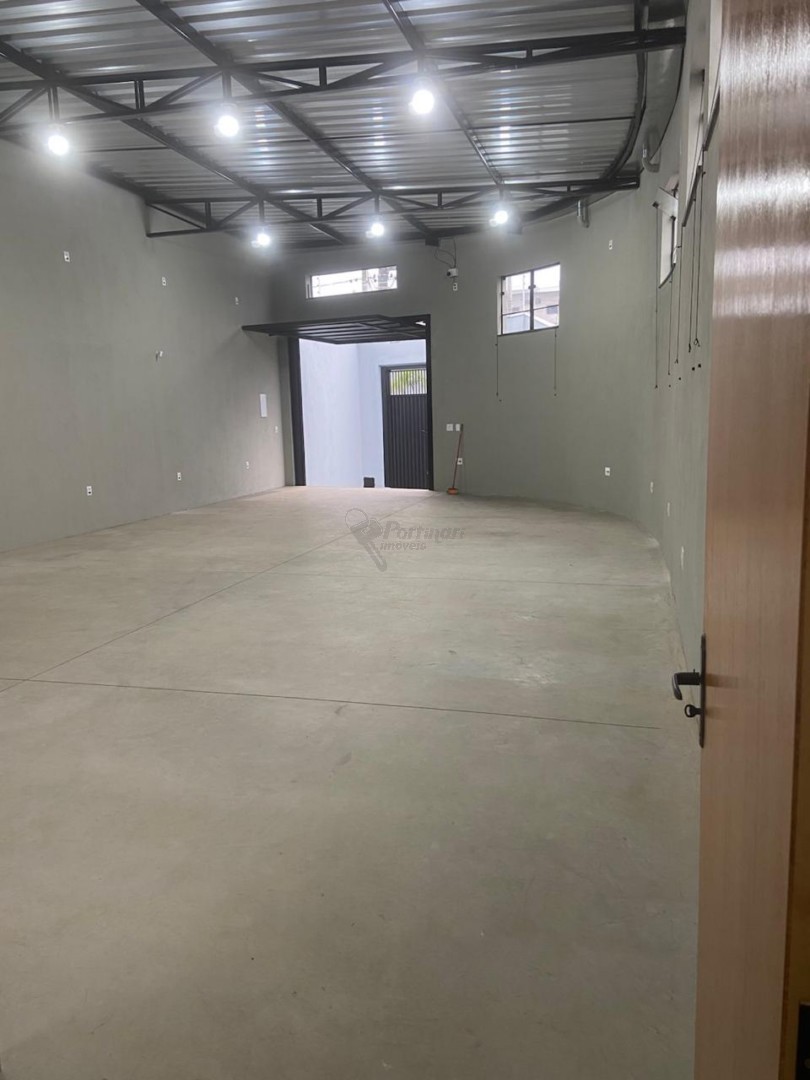Barracão_Galpão para locacao no Jardim Marajoara em Limeira com 127m² por R$ 3.000,00
