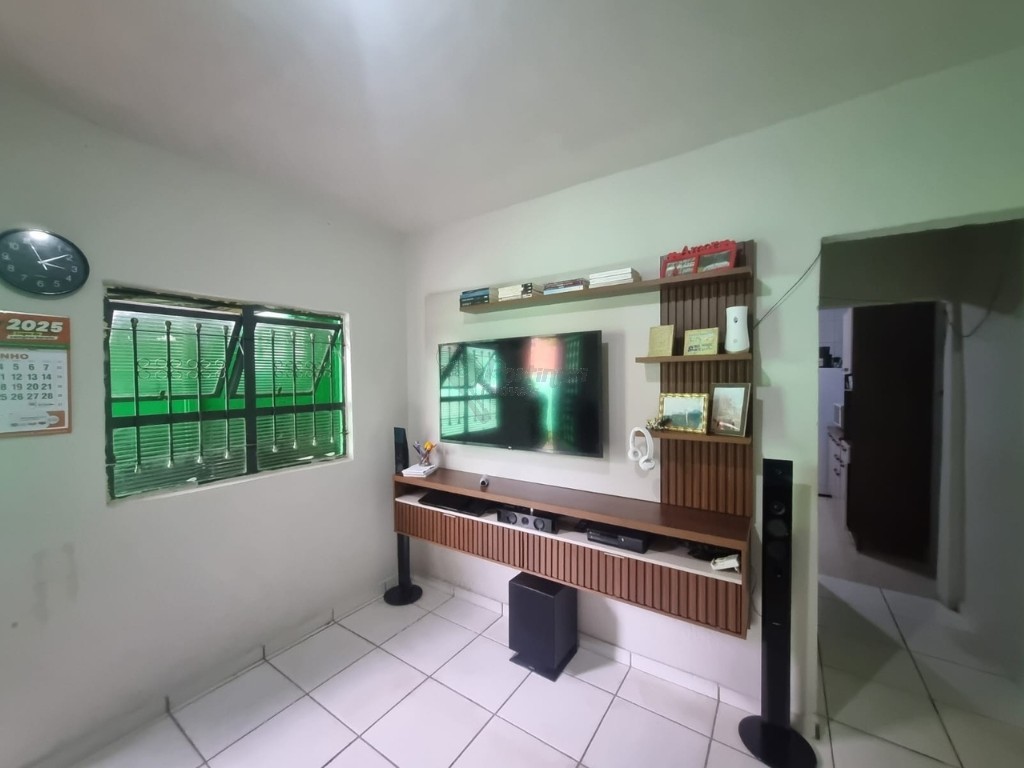 Casa Residencial para venda no Jardim Vitorio Lucato em Limeira com 140m²
