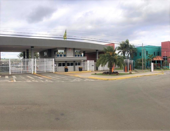 Casa em Condomínio para locacao no Parque Residencial Roland em Limeira com 250m²