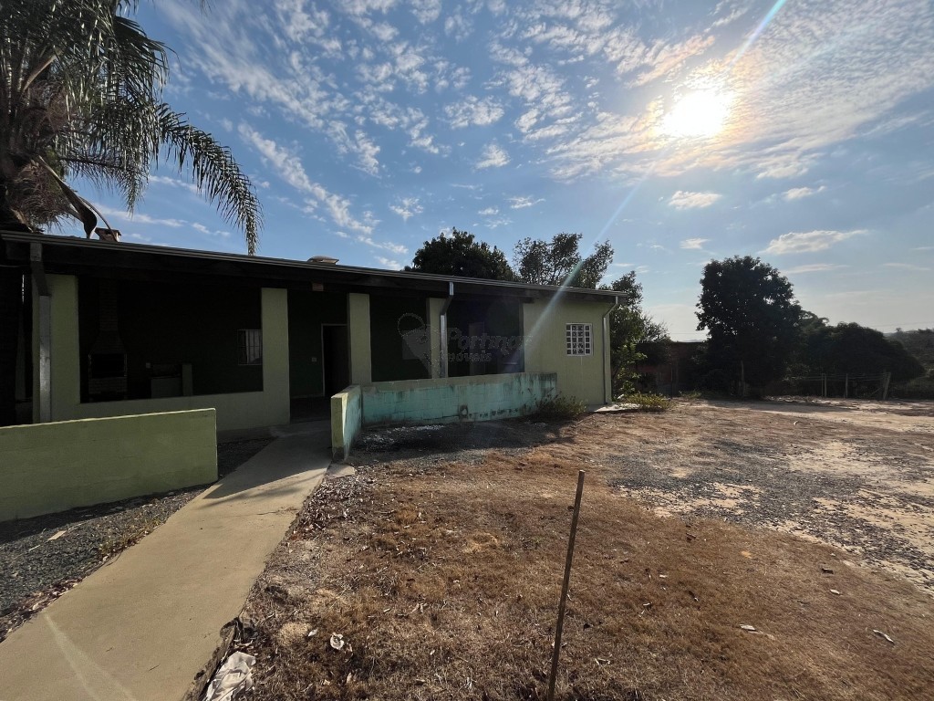 Chácara para locacao no Area Rural de Limeira em Limeira com 100m²