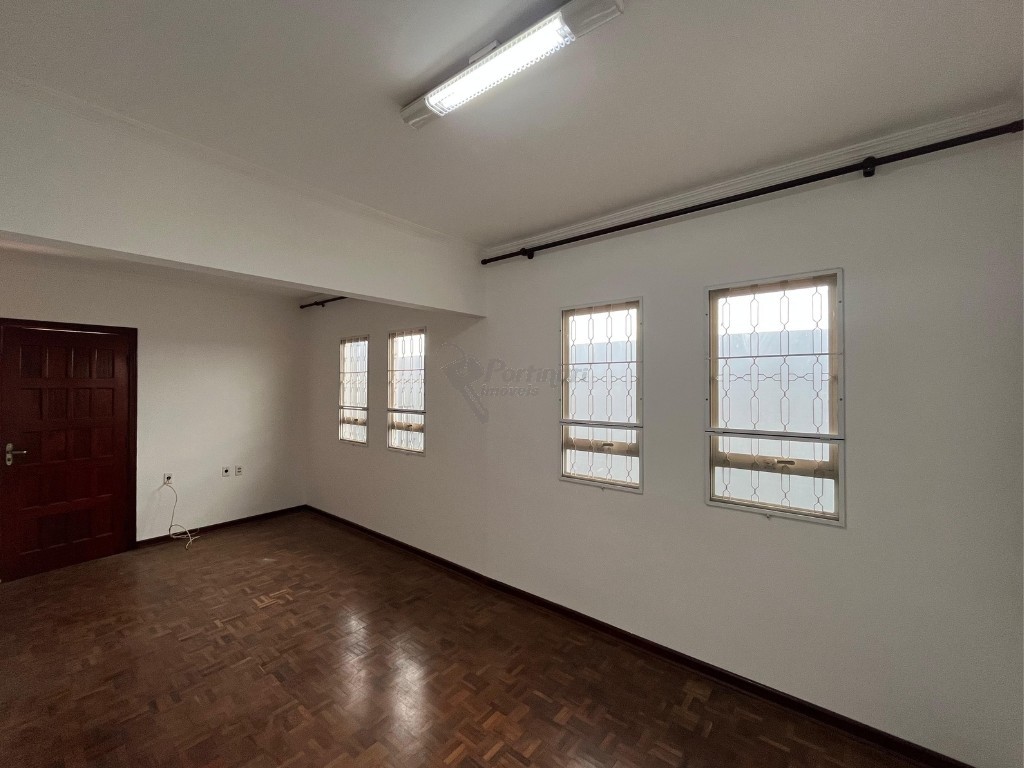 Casa Residencial para locacao no Jardim Nova Italia em Limeira com 250m²