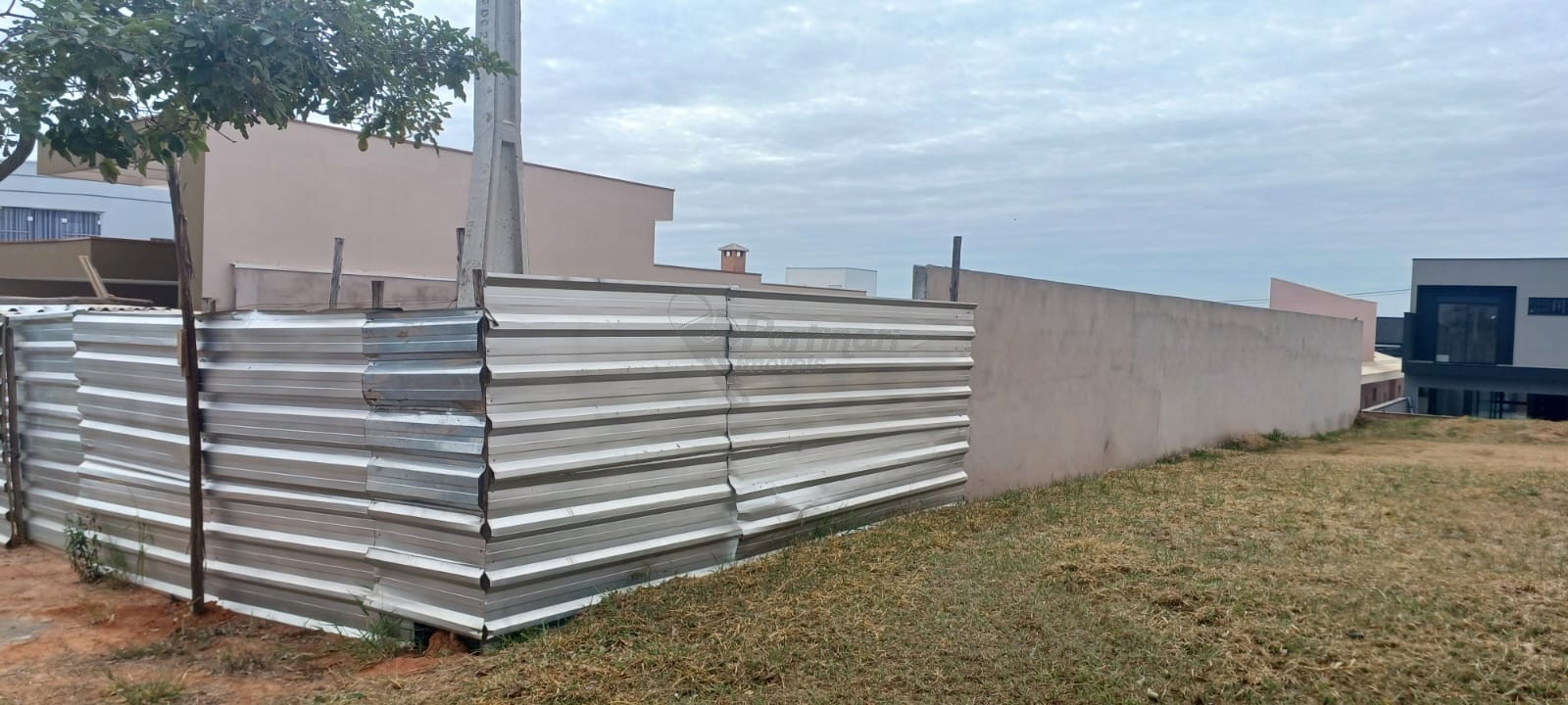 Terreno em Condomínio para venda no Jardim Colinas de Sao Joao em Limeira com 374m²