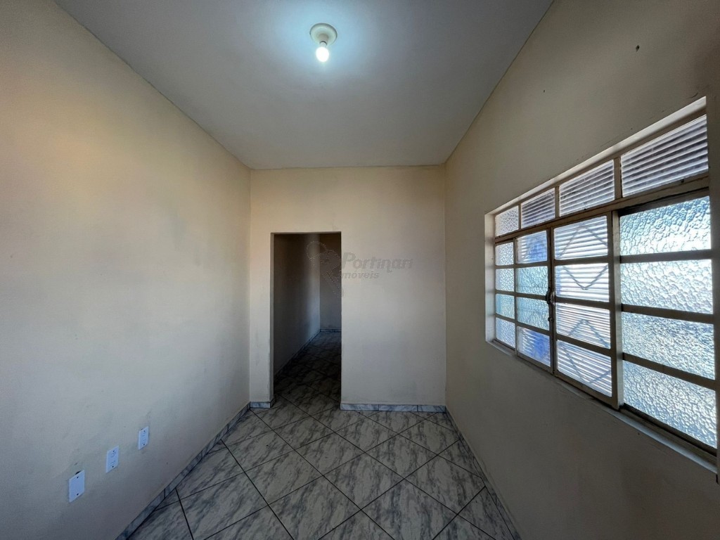 Casa Residencial para locacao no Jardim Ernesto Kuhl em Limeira com 35m²