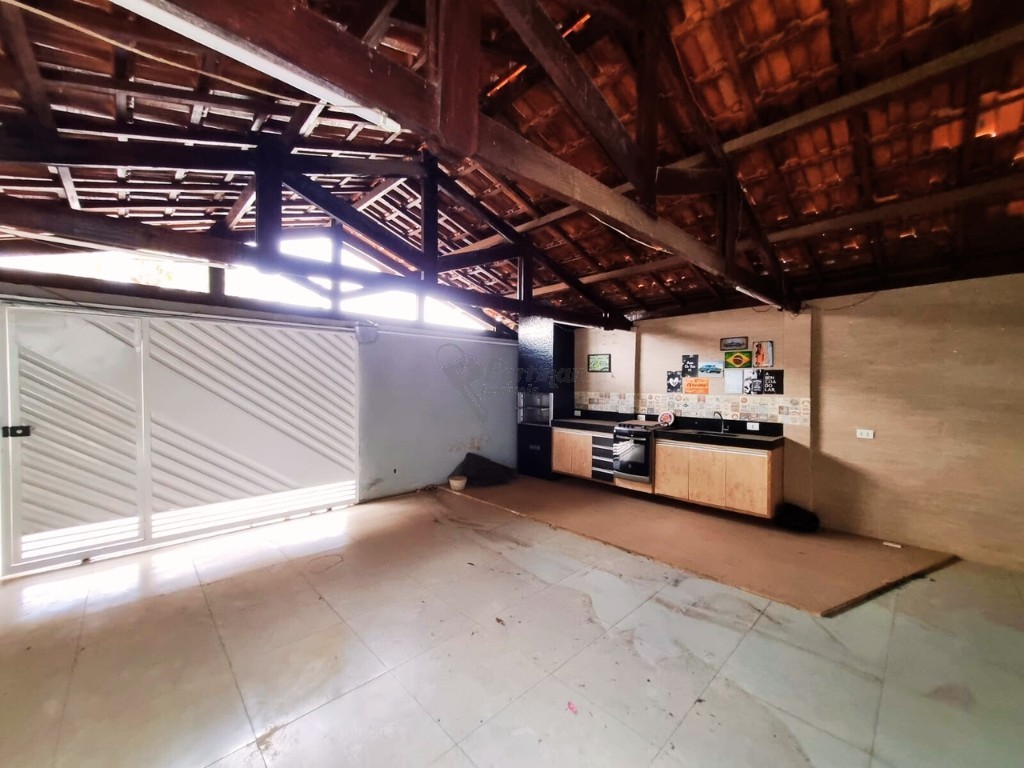 Casa em Condomínio para locacao no Jardim Lagoa Nova em Limeira com 250m²