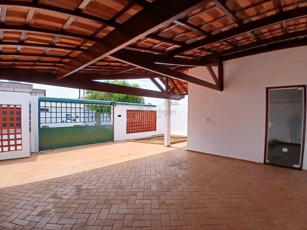 Casa em Condomínio para locacao no Parque Egisto Ragazzo em Limeira com 300m² por R$ 3.000,00