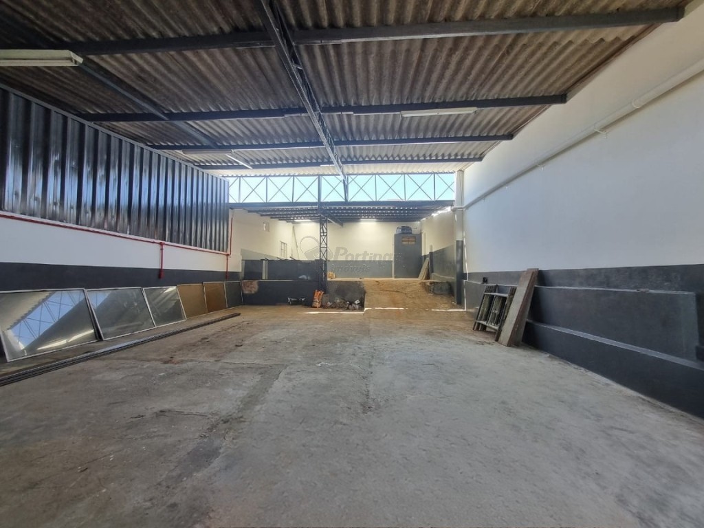 Barracão_Galpão para locacao no Jardim Barao de Limeira em Limeira com 250m² por R$ 2.500,00